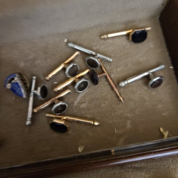 Vintage Brown with Gold Trim Swank Men's Jewelry Box with Mens Jewelry - Picture 10 of 16